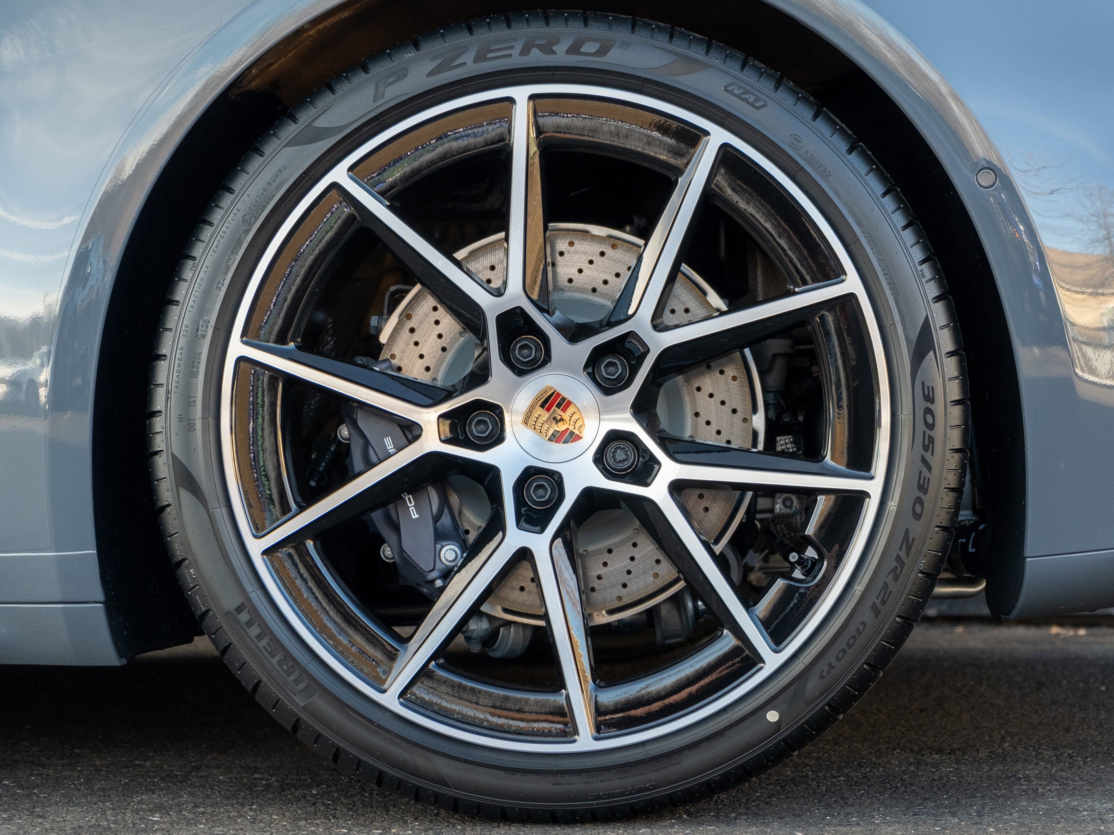 New 2026 Porsche 911 Carrera image 13