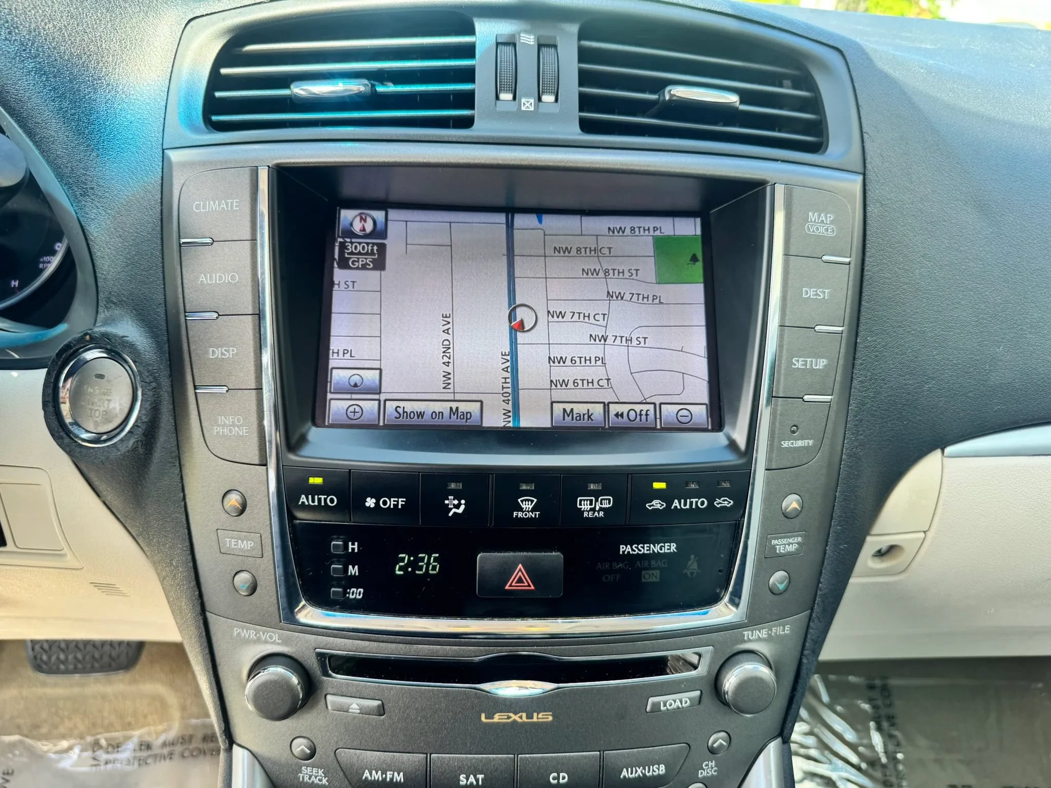 Used 2012 Lexus IS 350C RWD image 36
