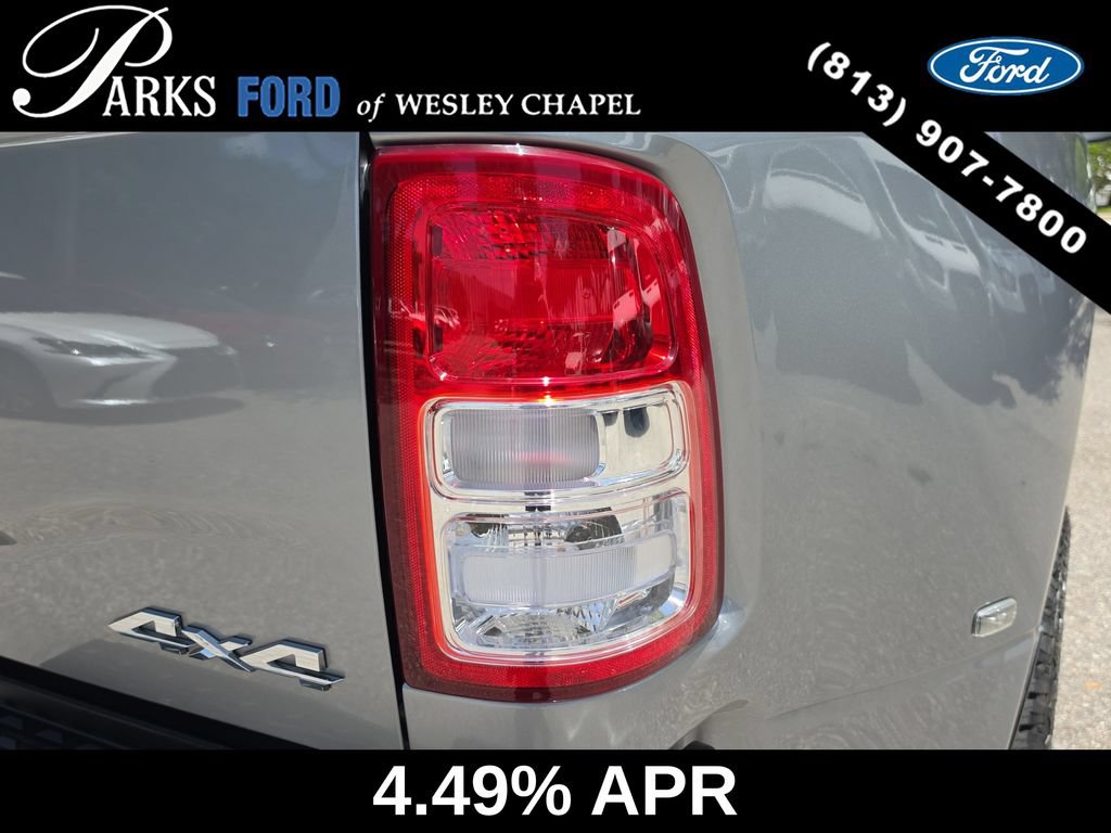 Used 2024 RAM 3500 Tradesman w/ Chrome Appearance Group AWD/4WD image 8
