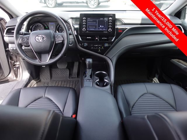Used 2022 Toyota Camry SE w/ Convenience Package FWD image 4