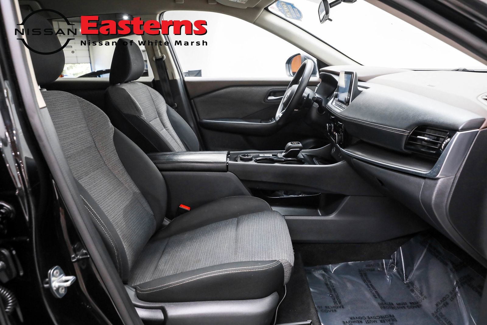 Used 2022 Nissan Rogue SV image 23