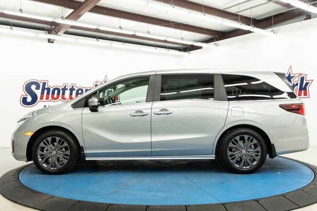 New 2026 Honda Odyssey Touring image 5