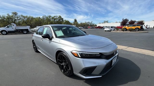 Used 2023 Honda Civic Sport image 2