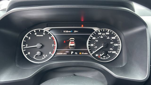 Used 2024 Nissan Rogue SV image 18