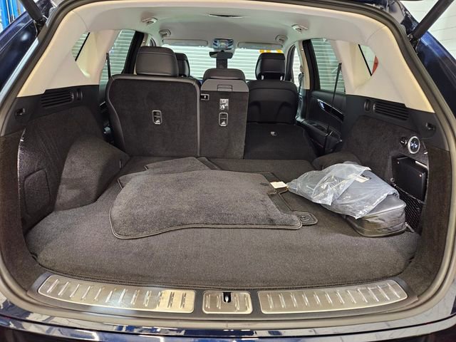 Used 2025 Genesis GV80 2.5T Standard image 17