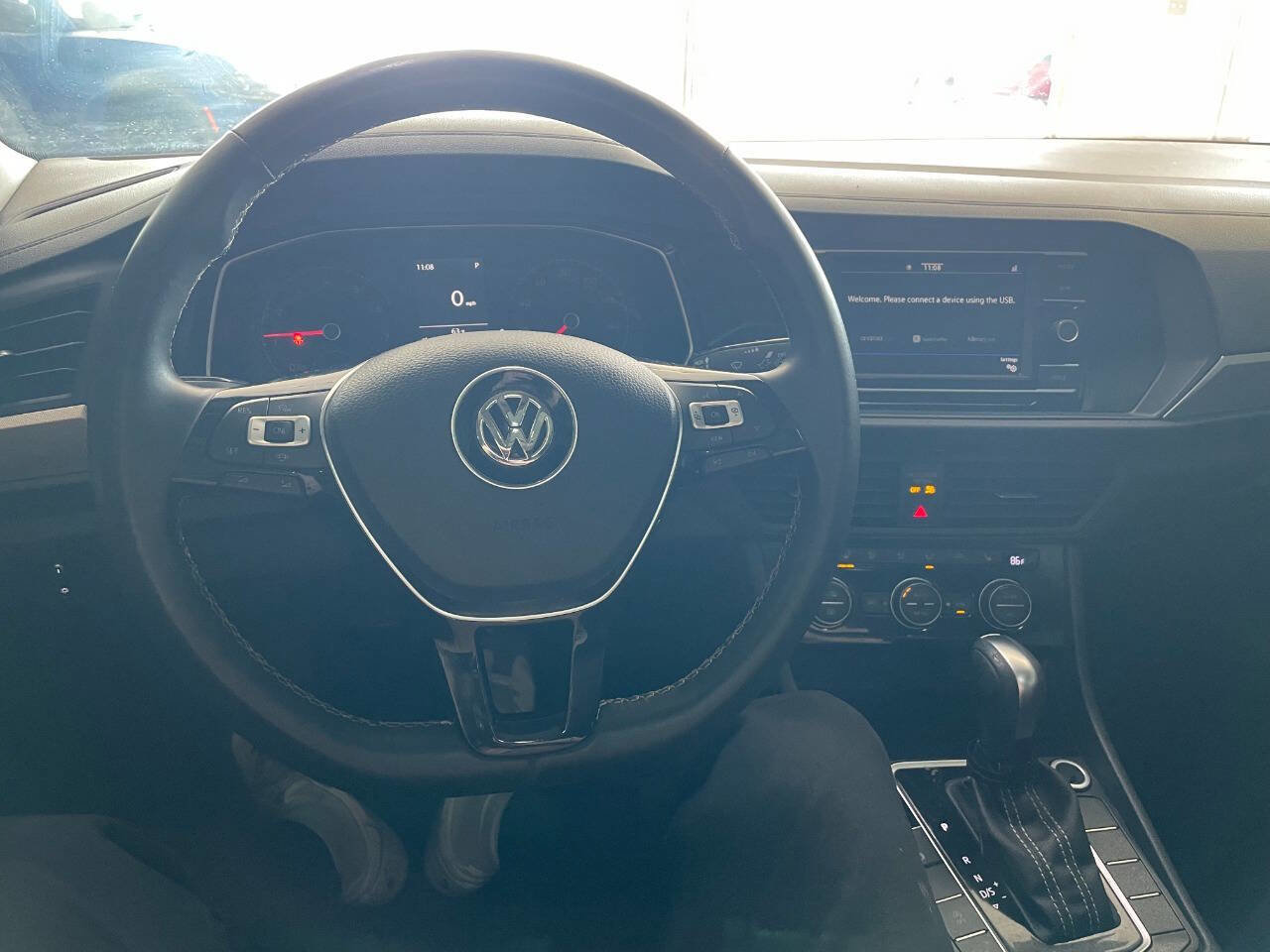 Used 2021 Volkswagen Jetta SE w/ SE Cold Weather Package image 32
