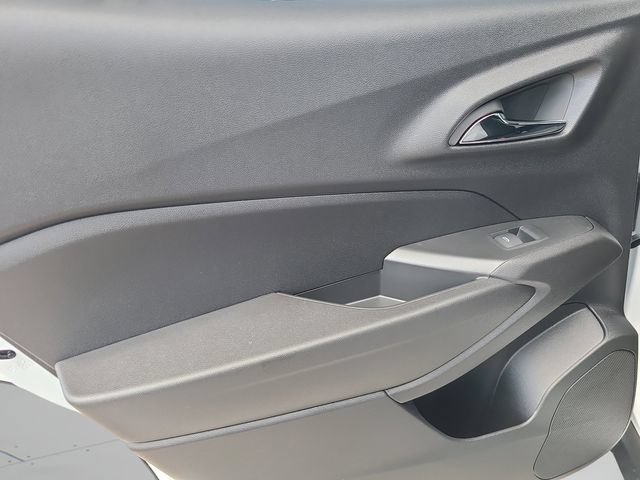 New 2026 Chevrolet Trax LS FWD image 11