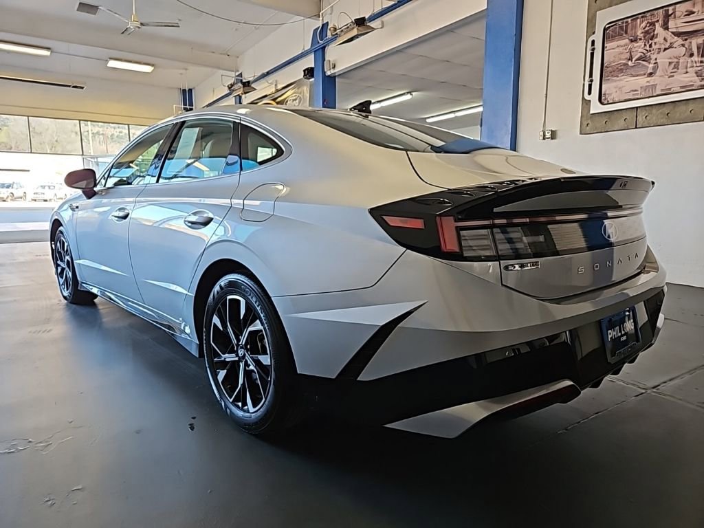 Used 2025 Hyundai Sonata SEL image 8
