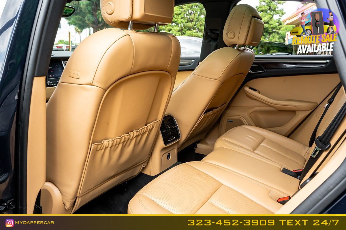 Used 2018 Porsche Macan AWD/4WD image 14