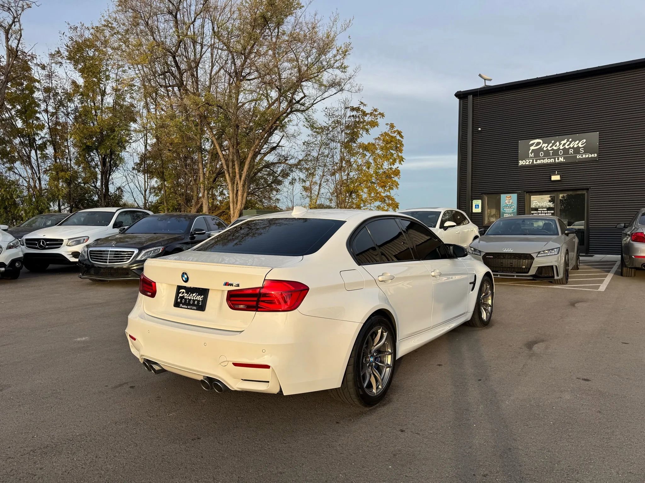 Used 2017 BMW M3 Sedan image 4