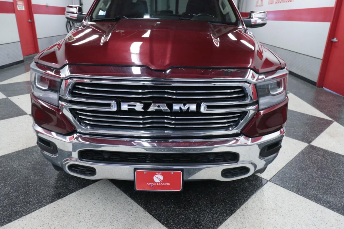 Used 2019 RAM 1500 Laramie AWD/4WD image 4