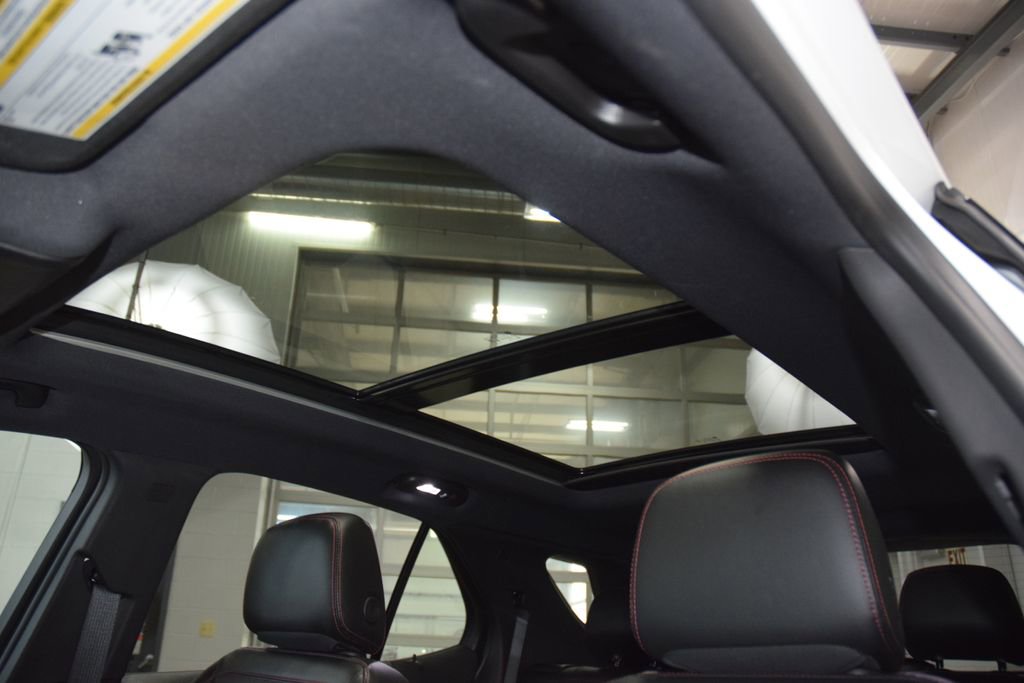 Used 2024 Chevrolet Equinox RS w/ RS Leather Package image 47