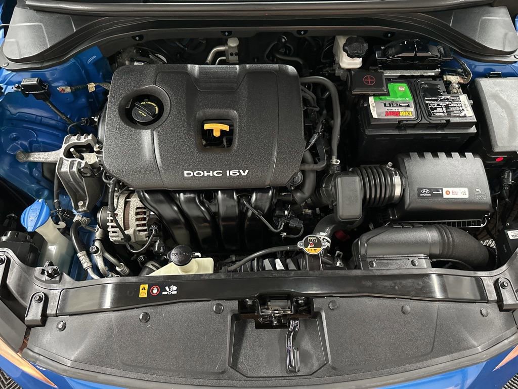 Used 2017 Hyundai Elantra SE image 24