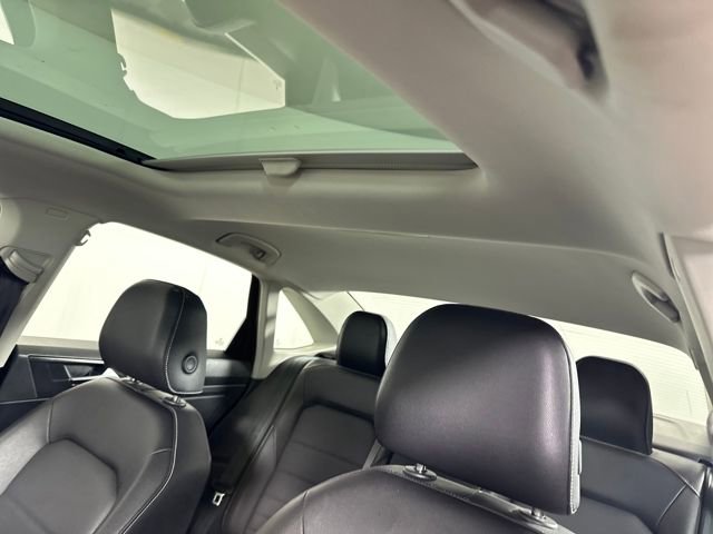 Used 2024 Volkswagen Jetta SE image 12