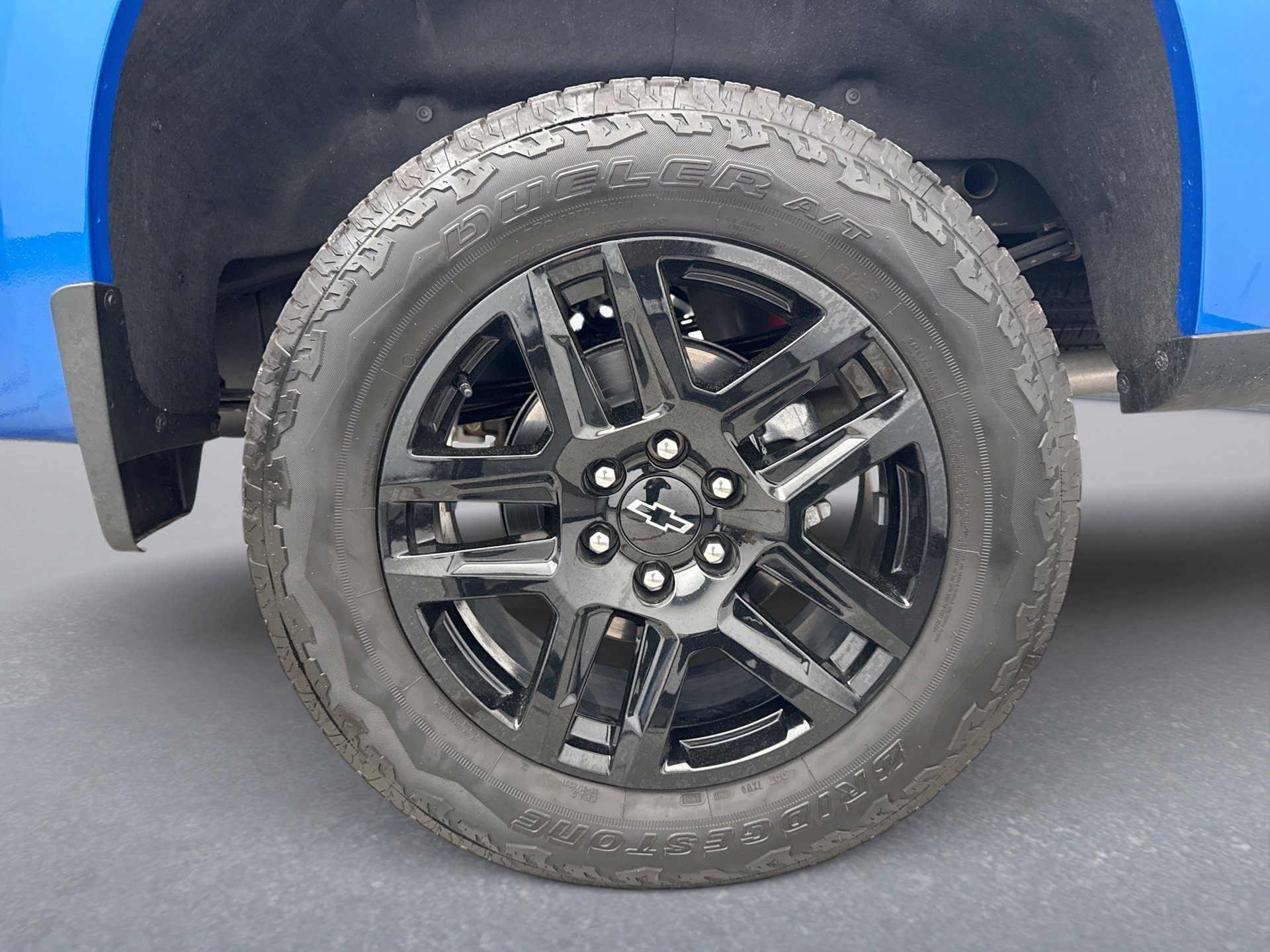 Used 2025 Chevrolet Silverado 1500 LT Trail Boss w/ Convenience Package II AWD/4WD image 26
