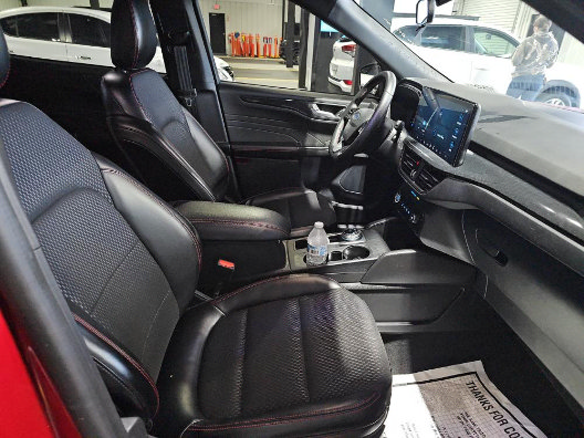 Used 2024 Ford Escape ST-Line w/ Tech Pack #1 FWD image 7
