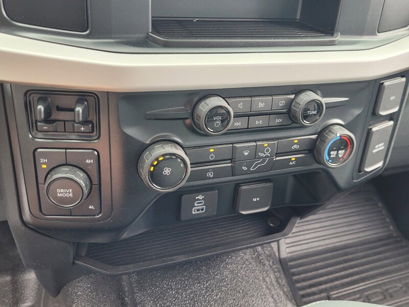 Used 2023 Ford F350 XL image 21