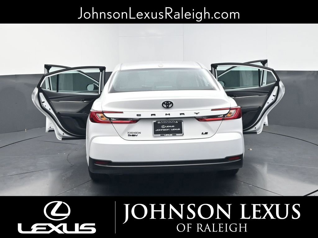Used 2026 Toyota Camry LE image 34
