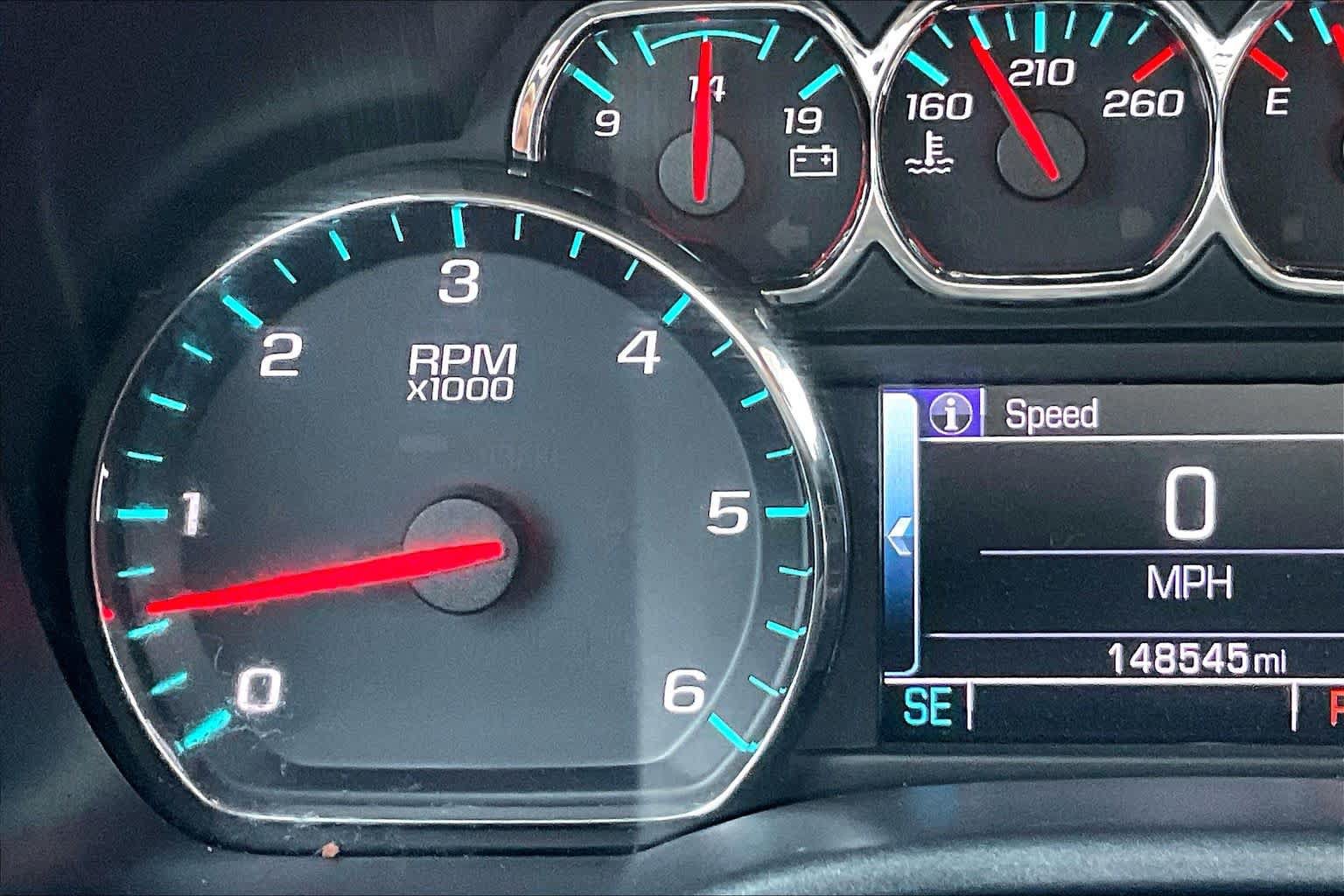 Used 2018 Chevrolet Silverado 1500 LT w/ Texas Edition RWD image 25