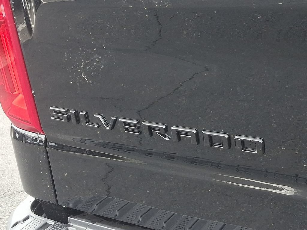 New 2026 Chevrolet Silverado 1500 RST w/ Dark Appearance Package AWD/4WD image 11