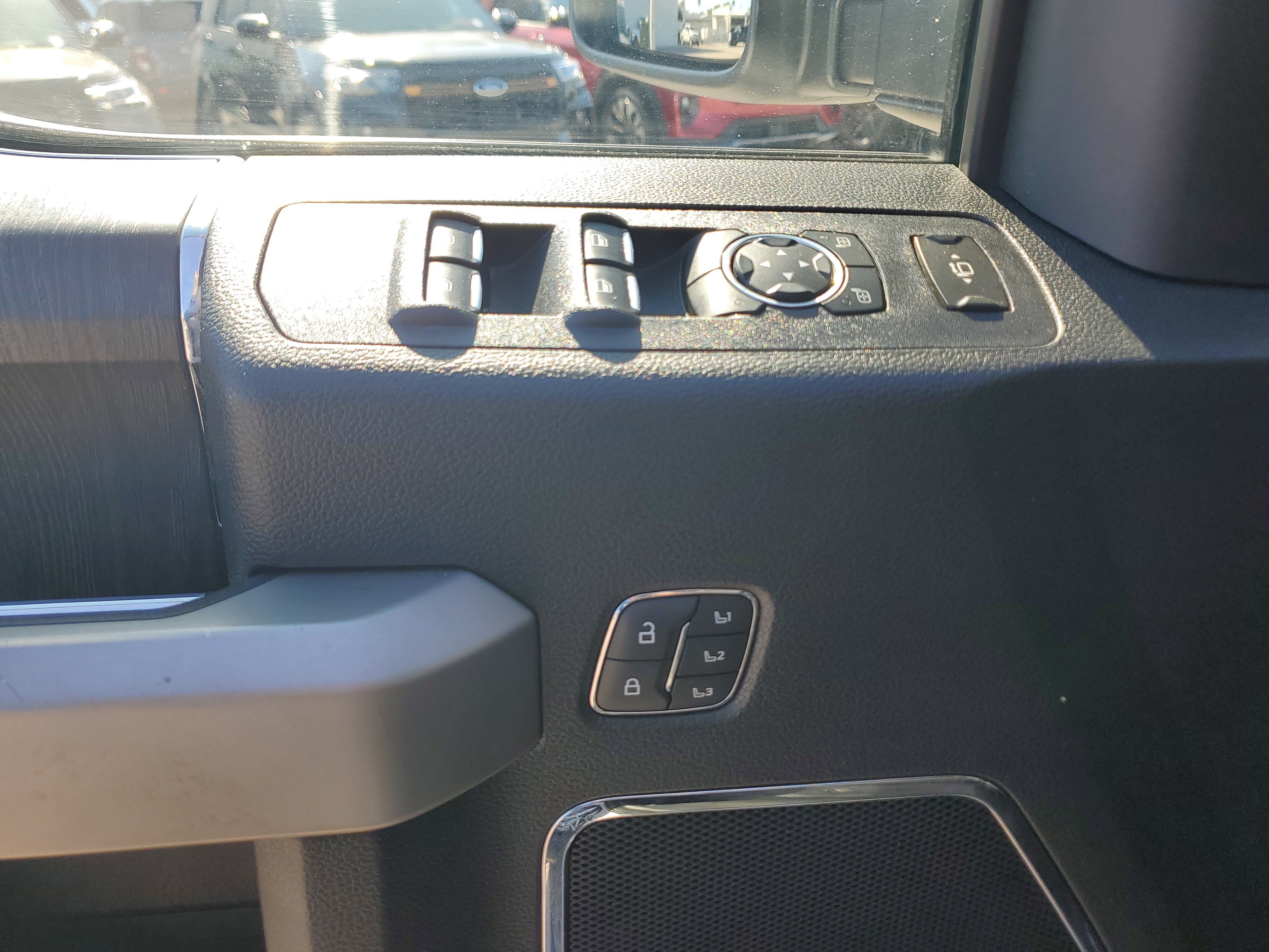 Used 2021 Ford F250 Lariat w/ Lariat Value Package image 25