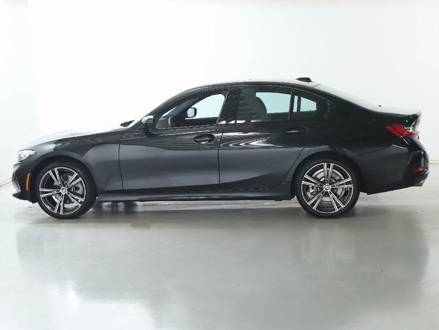 Used 2023 BMW 330i xDrive Sedan w/ Premium Package AWD/4WD image 39