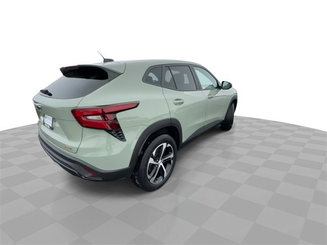 Certified 2024 Chevrolet Trax RS w/ Driver Confidence Package image 8