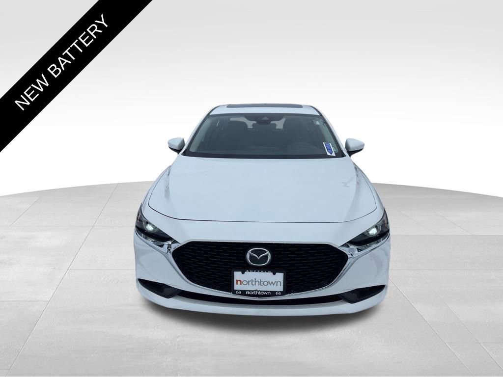 Used 2019 MAZDA MAZDA3 Sedan w/ Premium Package image 2
