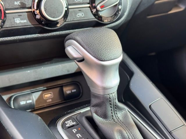 Certified 2025 Kia Soul LX w/ LX Technology Package image 23