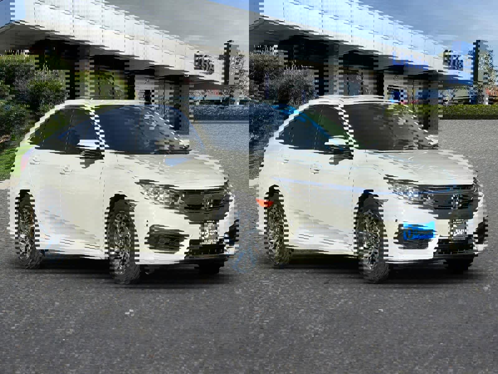 Used 2018 Honda Civic EX image 9