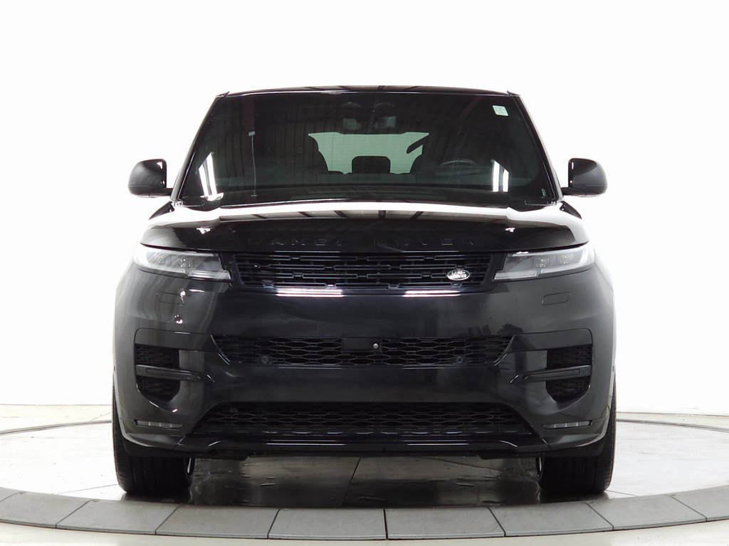Used 2025 Land Rover Range Rover Sport Dynamic SE image 2