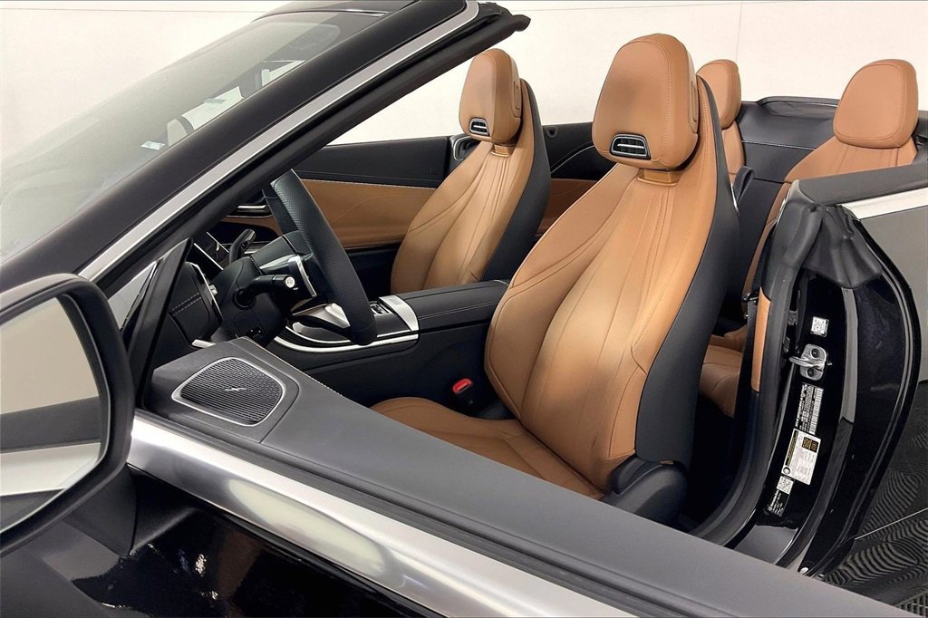New 2026 Mercedes-Benz CLE 300 4MATIC Cabriolet image 9