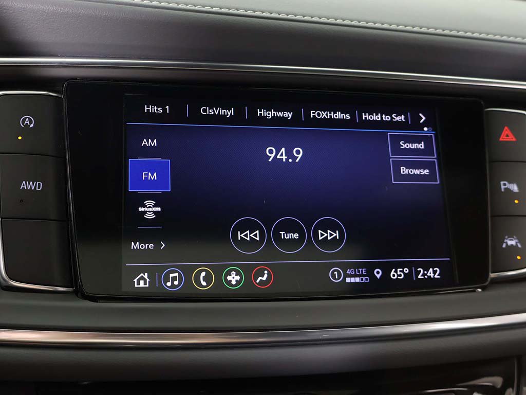 Used 2023 Buick Enclave Essence w/ Experience Buick Package AWD/4WD image 54