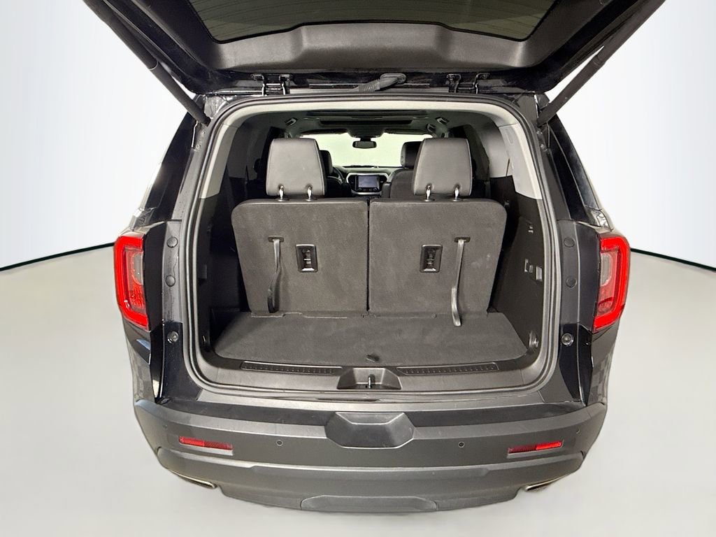 Used 2023 GMC Acadia SLT w/ Elevation Edition image 26