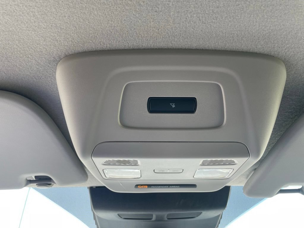 New 2026 Ford Transit 150 Low Roof RWD image 25
