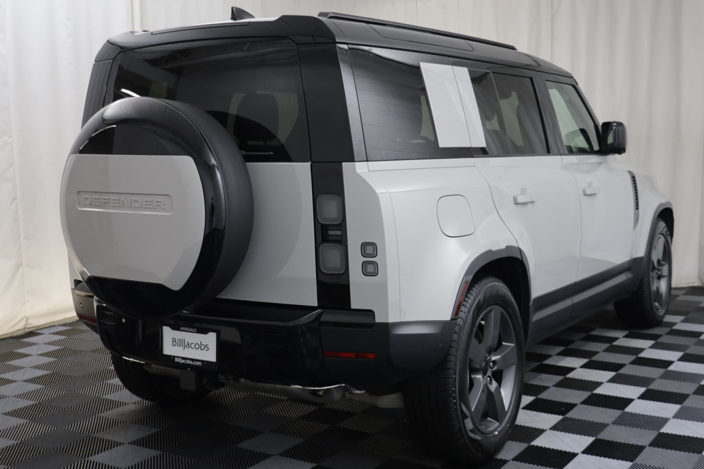 Certified 2026 Land Rover Defender 110 S AWD/4WD image 17