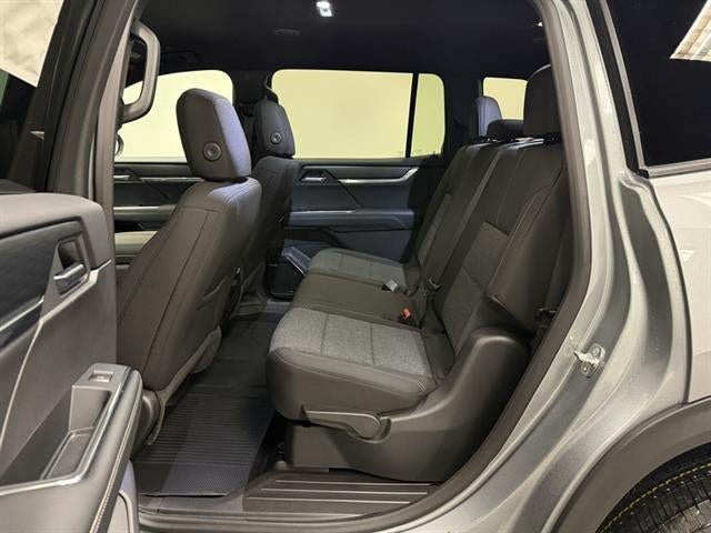New 2026 GMC Acadia Elevation w/ LPO, Floor Liner Package AWD/4WD image 21