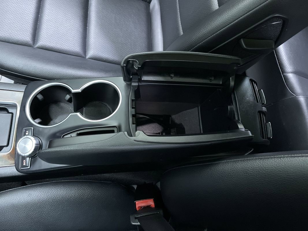 Used 2015 Mercedes-Benz GLK 350 2WD image 23