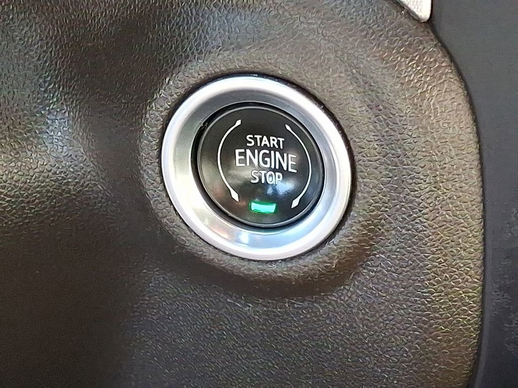 Used 2021 GMC Sierra 1500 SLT image 31