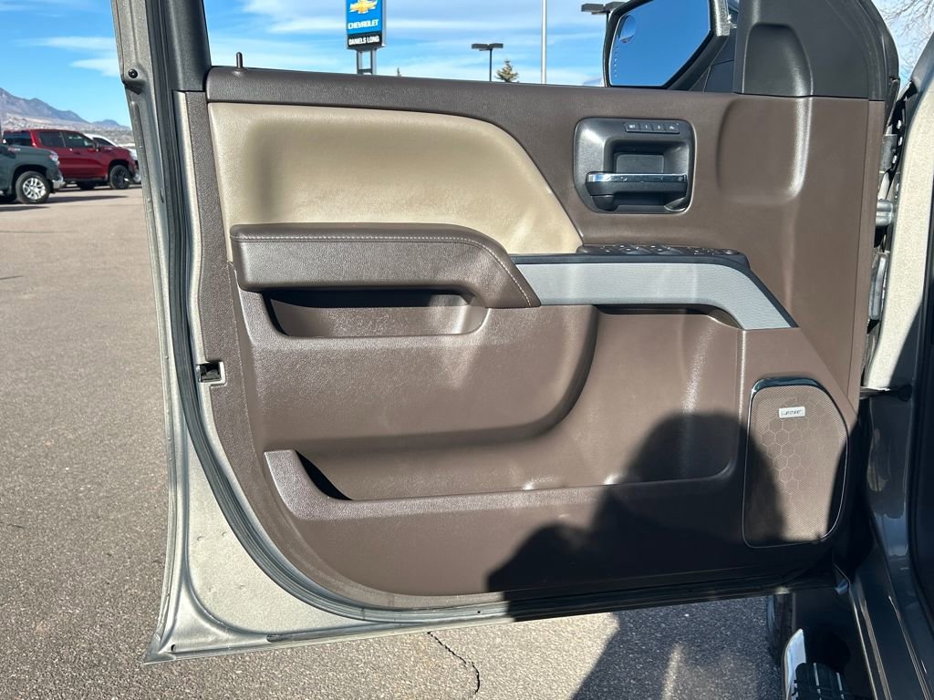 Used 2017 Chevrolet Silverado 1500 LTZ Z71 w/ LTZ Plus Package image 24