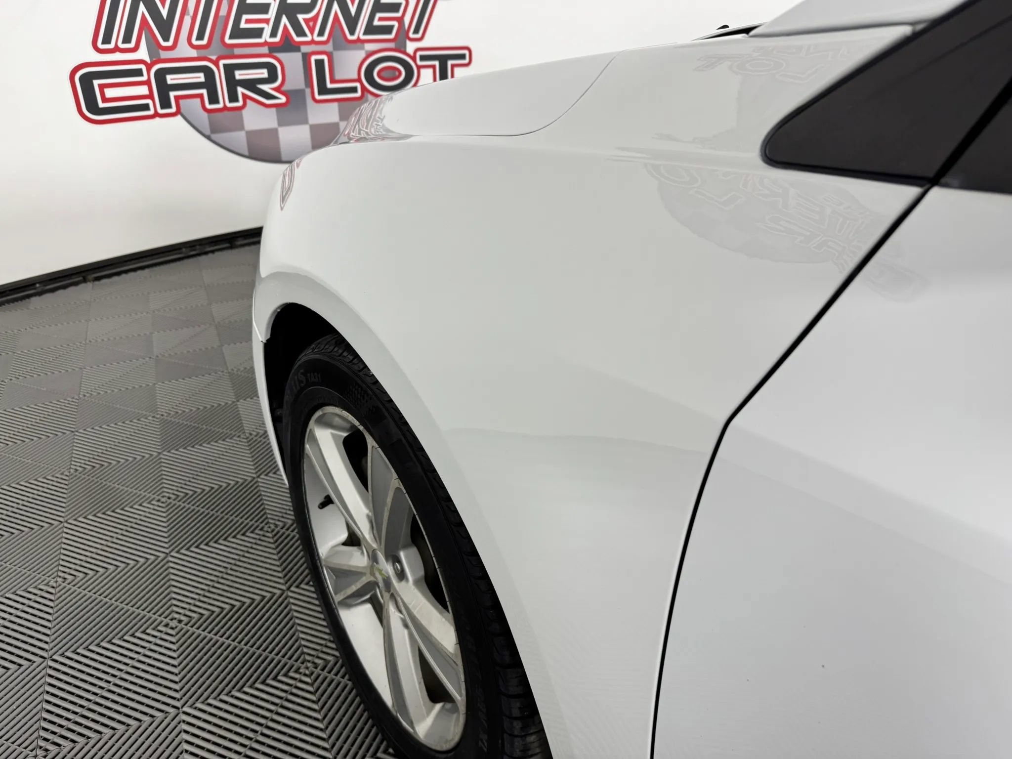 Used 2016 Chevrolet Cruze LT FWD image 20