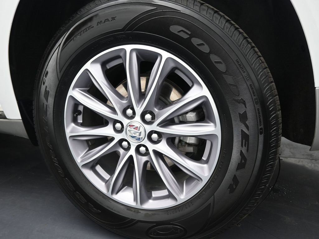 Used 2024 Buick Enclave Premium image 51