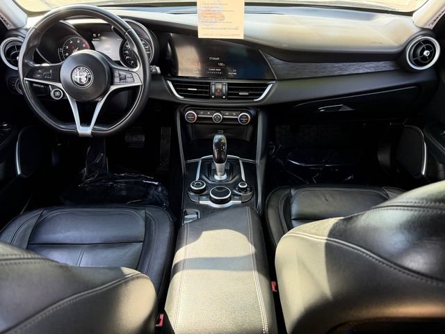 Used 2019 Alfa Romeo Giulia RWD image 21