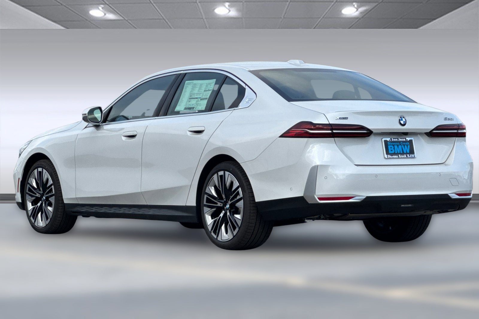 New 2026 BMW 530i xDrive image 3