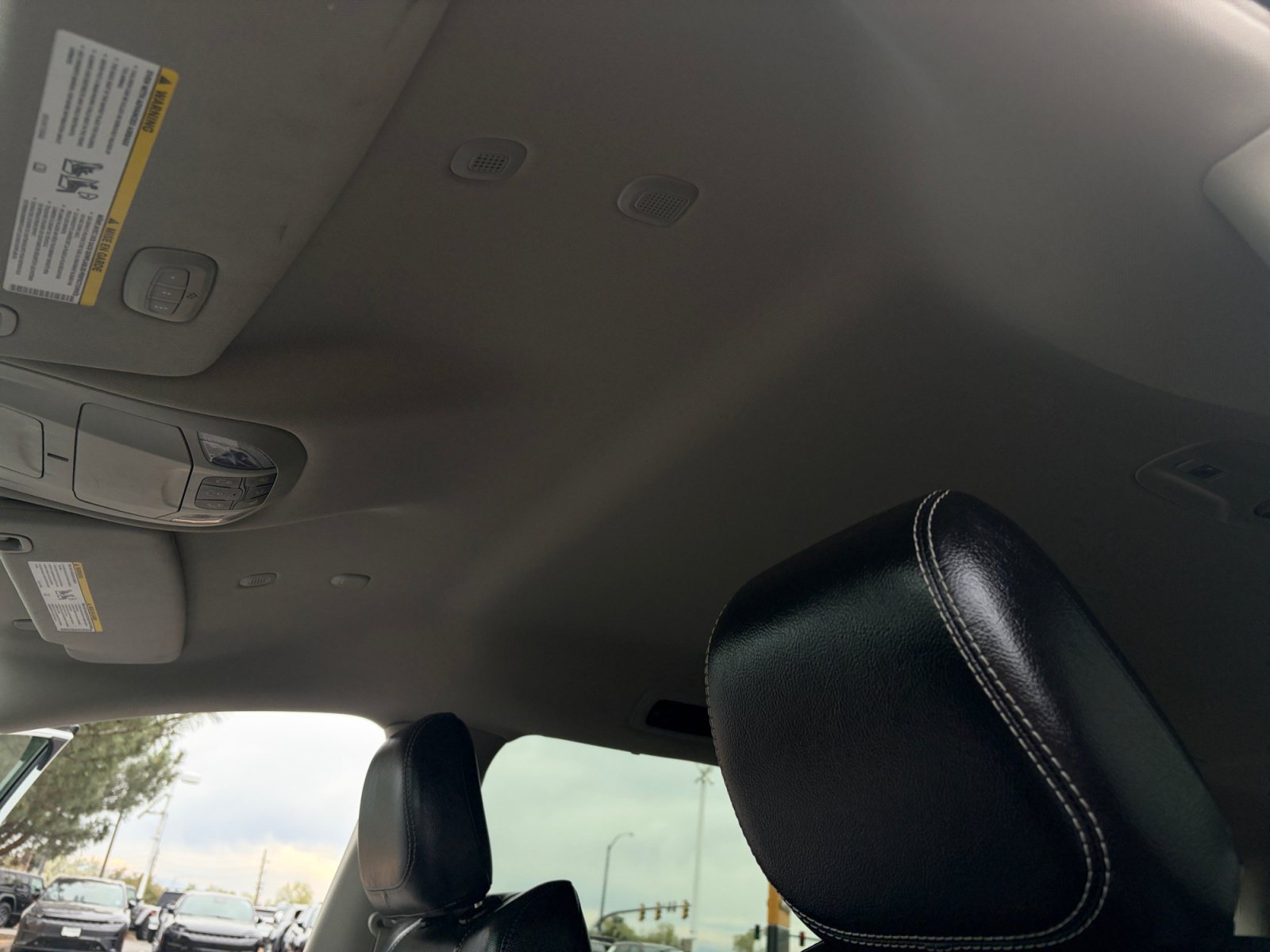 Used 2022 Chrysler Pacifica Touring-L FWD image 33