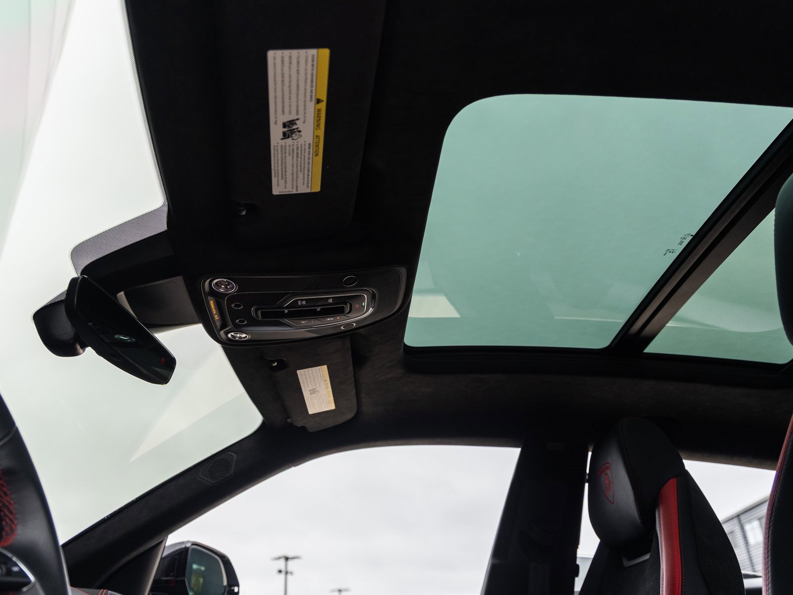 Used 2024 Lamborghini Urus S image 22