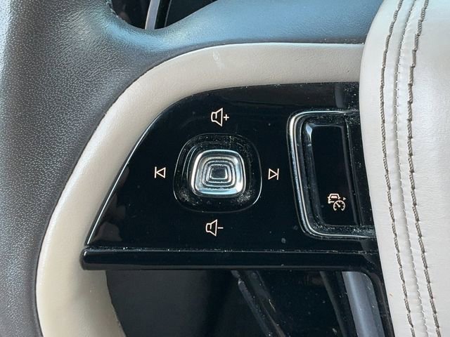 Used 2021 Lincoln Aviator Reserve w/ Equipment Group 202A image 28