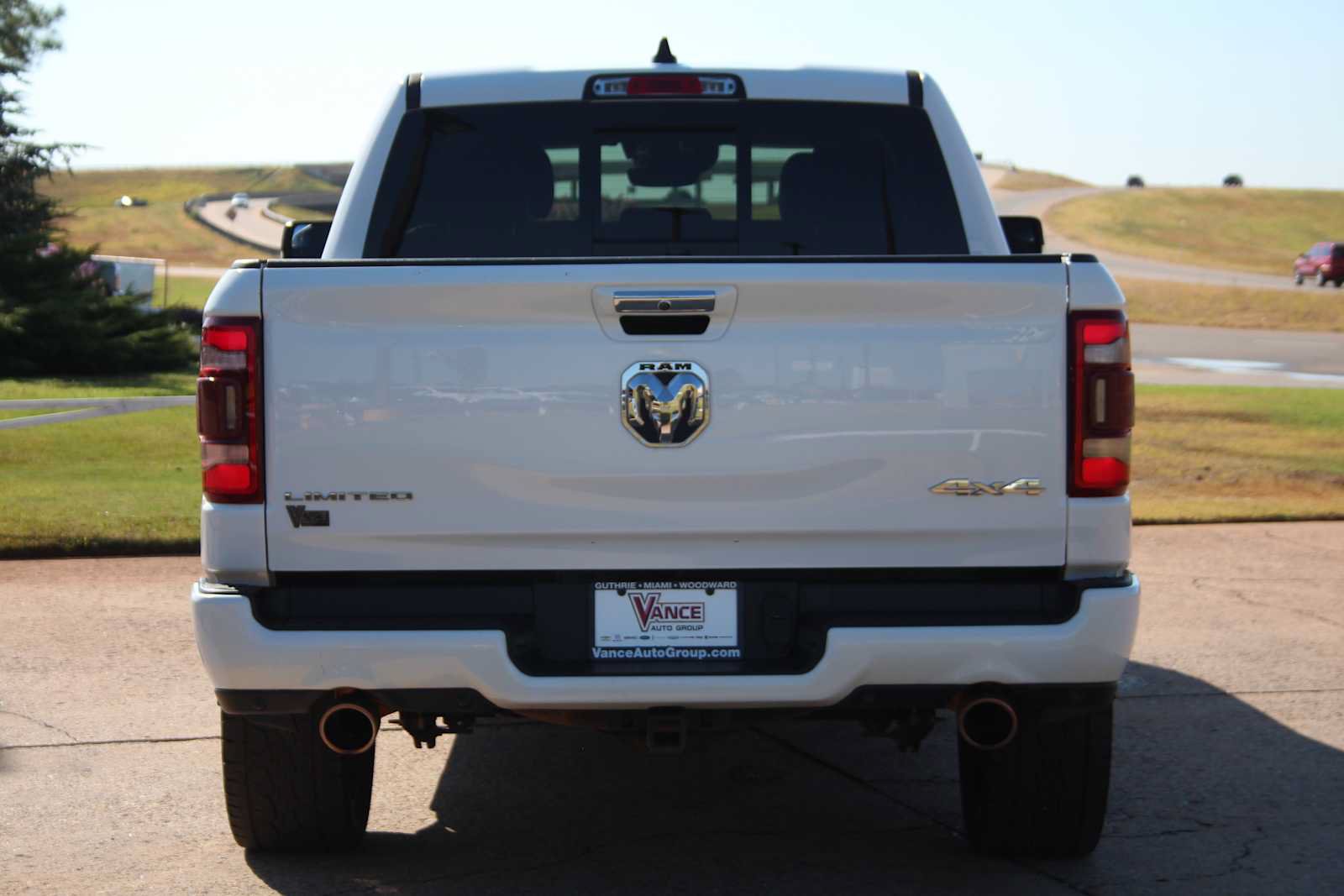 Used 2020 RAM 1500 Limited AWD/4WD image 11
