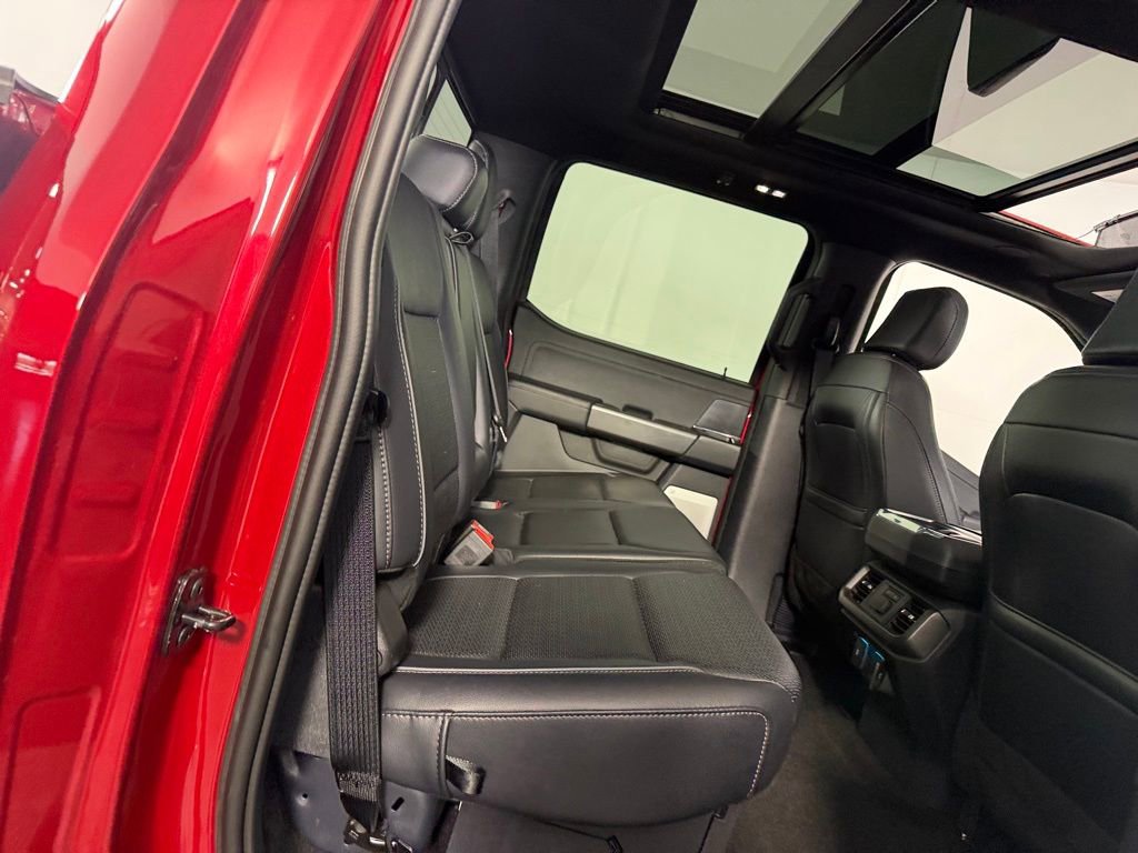 Used 2025 Ford F150 Lariat w/ Equipment Group 502A High image 28