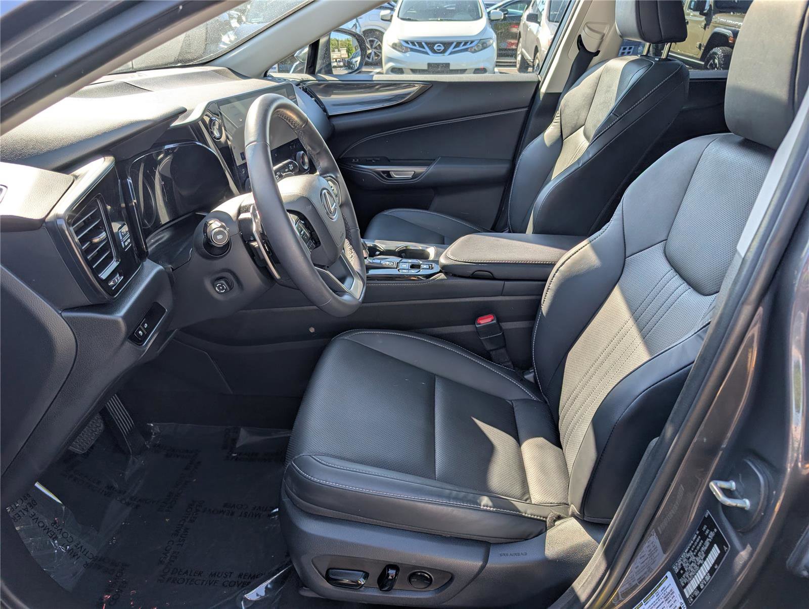 Used 2023 Lexus NX 350h AWD image 16